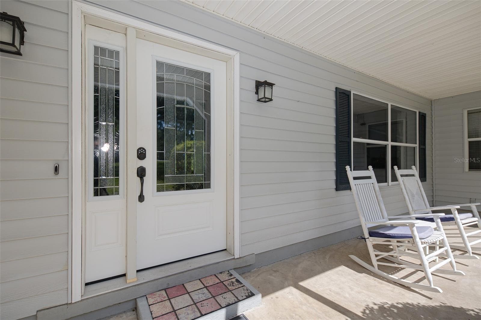 Front Porch - 39 WOOD RIDGE DR, OCALA