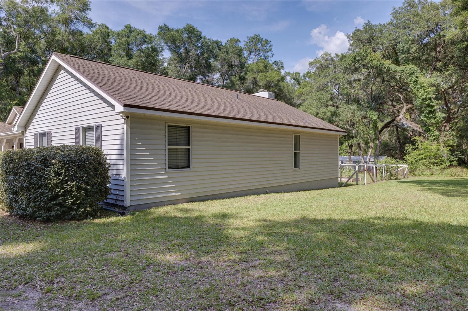 Side Elevation - 39 WOOD RIDGE DR, OCALA