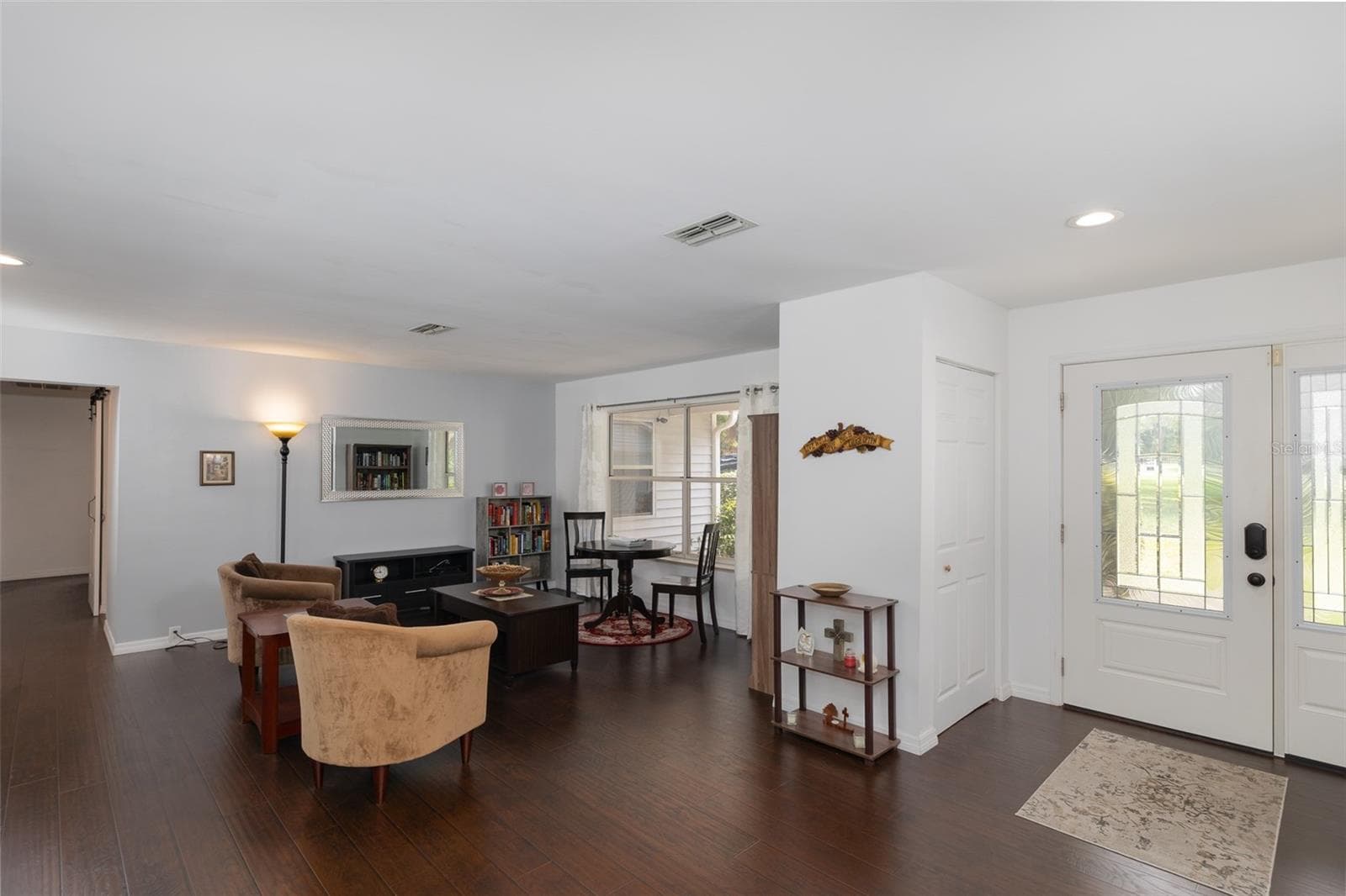 Living Room - 39 WOOD RIDGE DR, OCALA