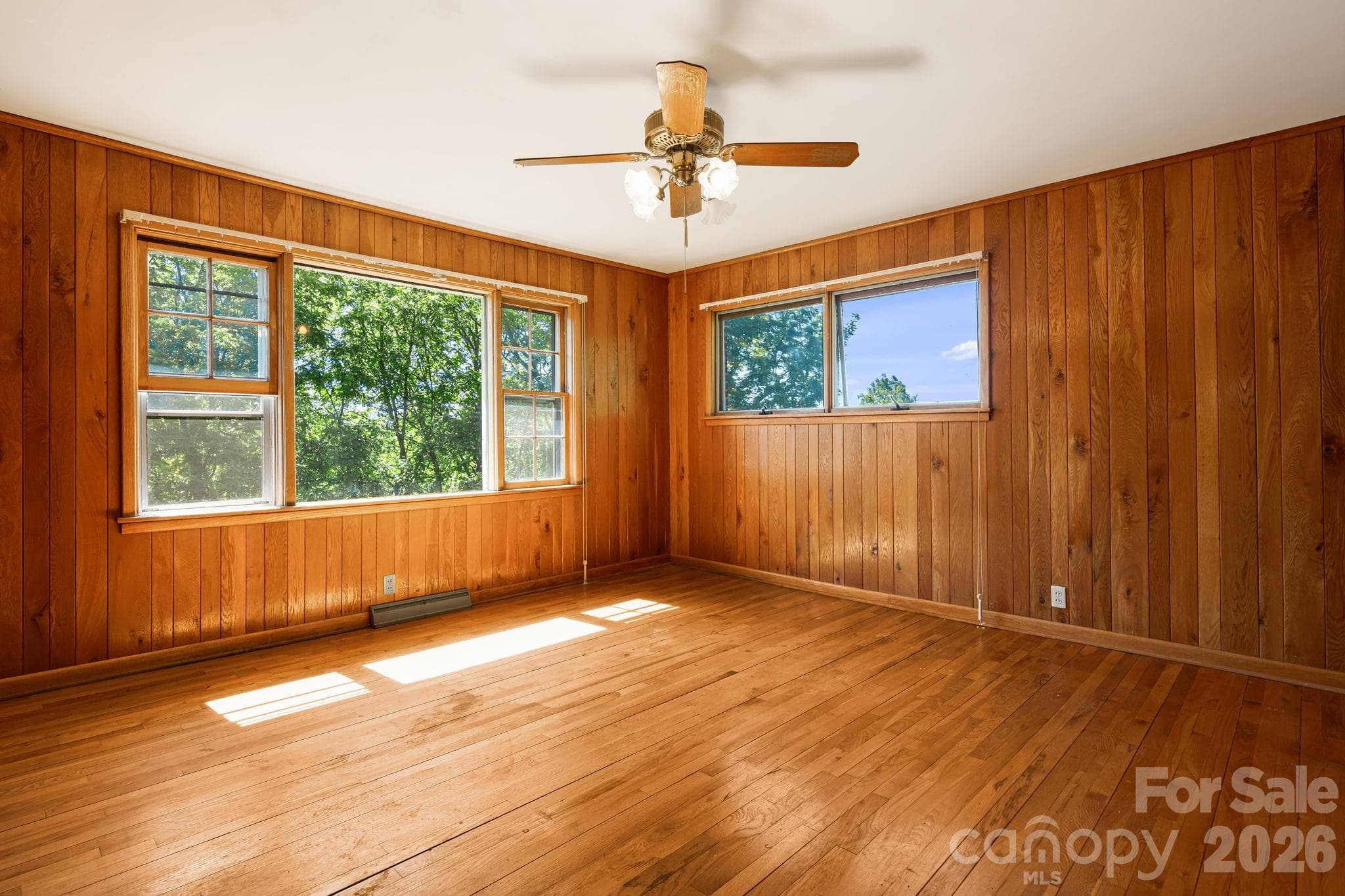 Single Family Residence at 284 Chestnut Street, Mars Hill, photo 13 of 39