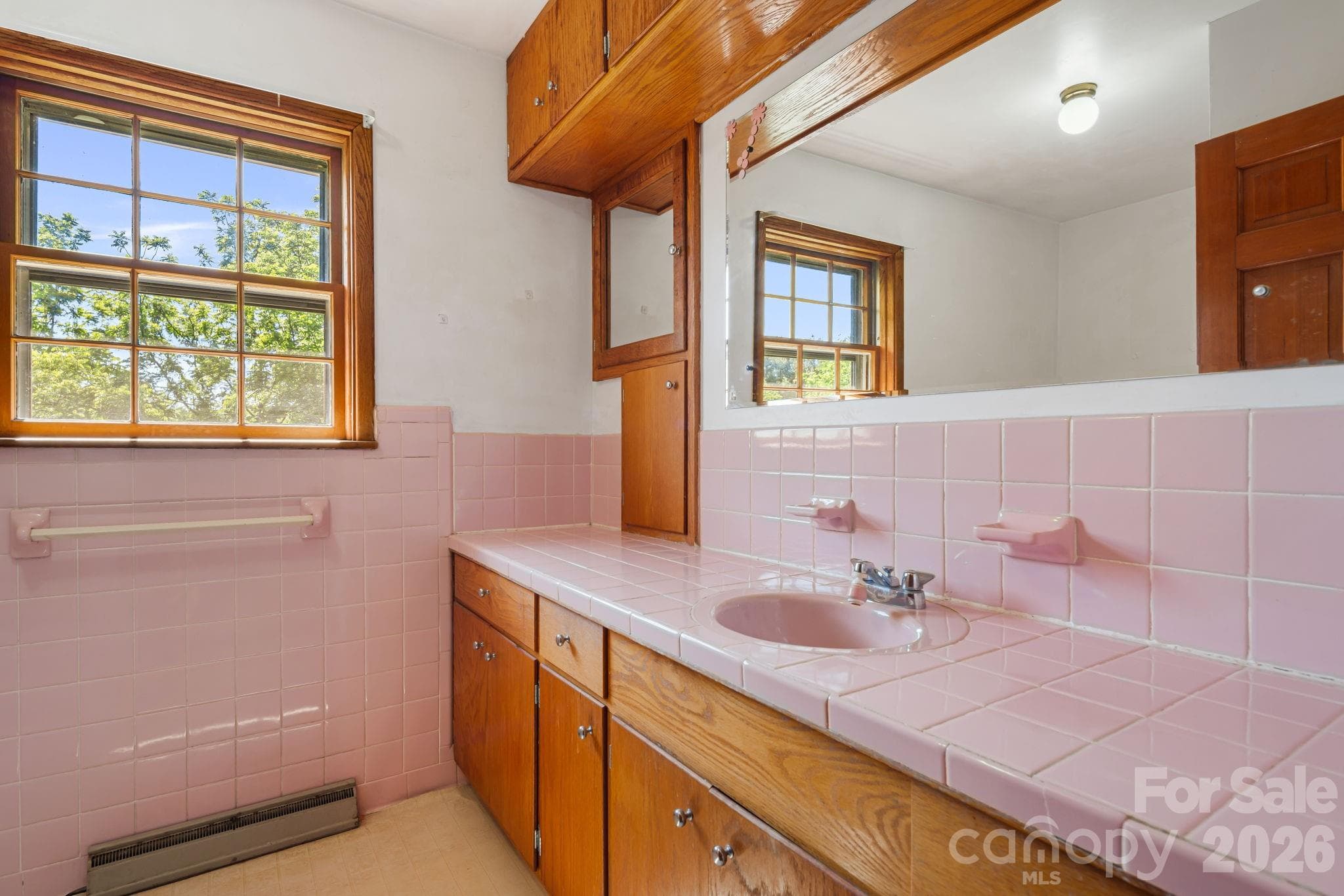 Single Family Residence at 284 Chestnut Street, Mars Hill, photo 22 of 39