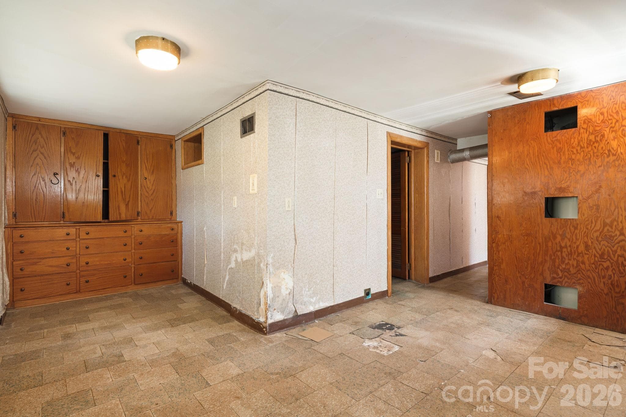 Single Family Residence at 284 Chestnut Street, Mars Hill, photo 32 of 39