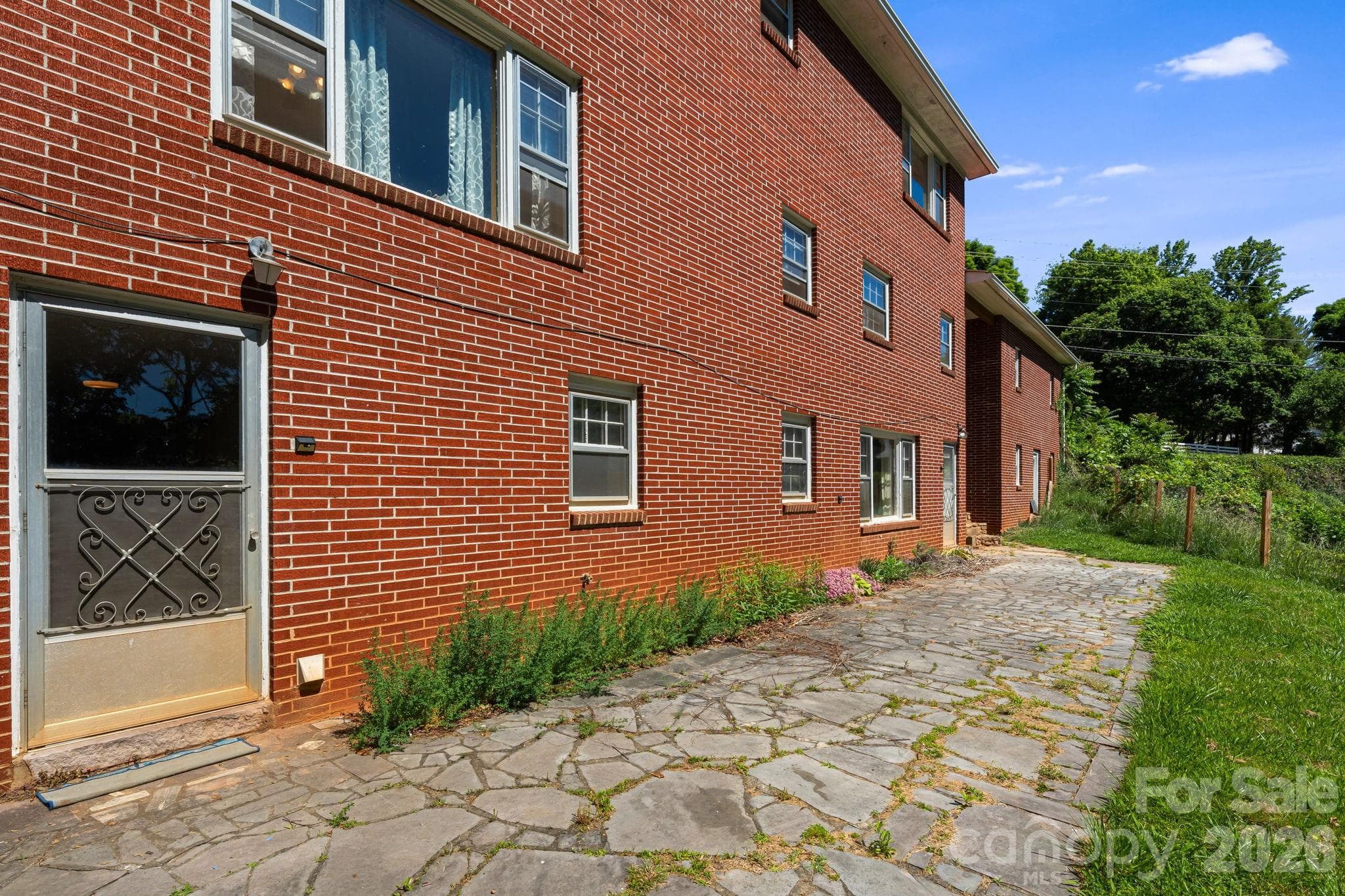 Single Family Residence at 284 Chestnut Street, Mars Hill, photo 34 of 39