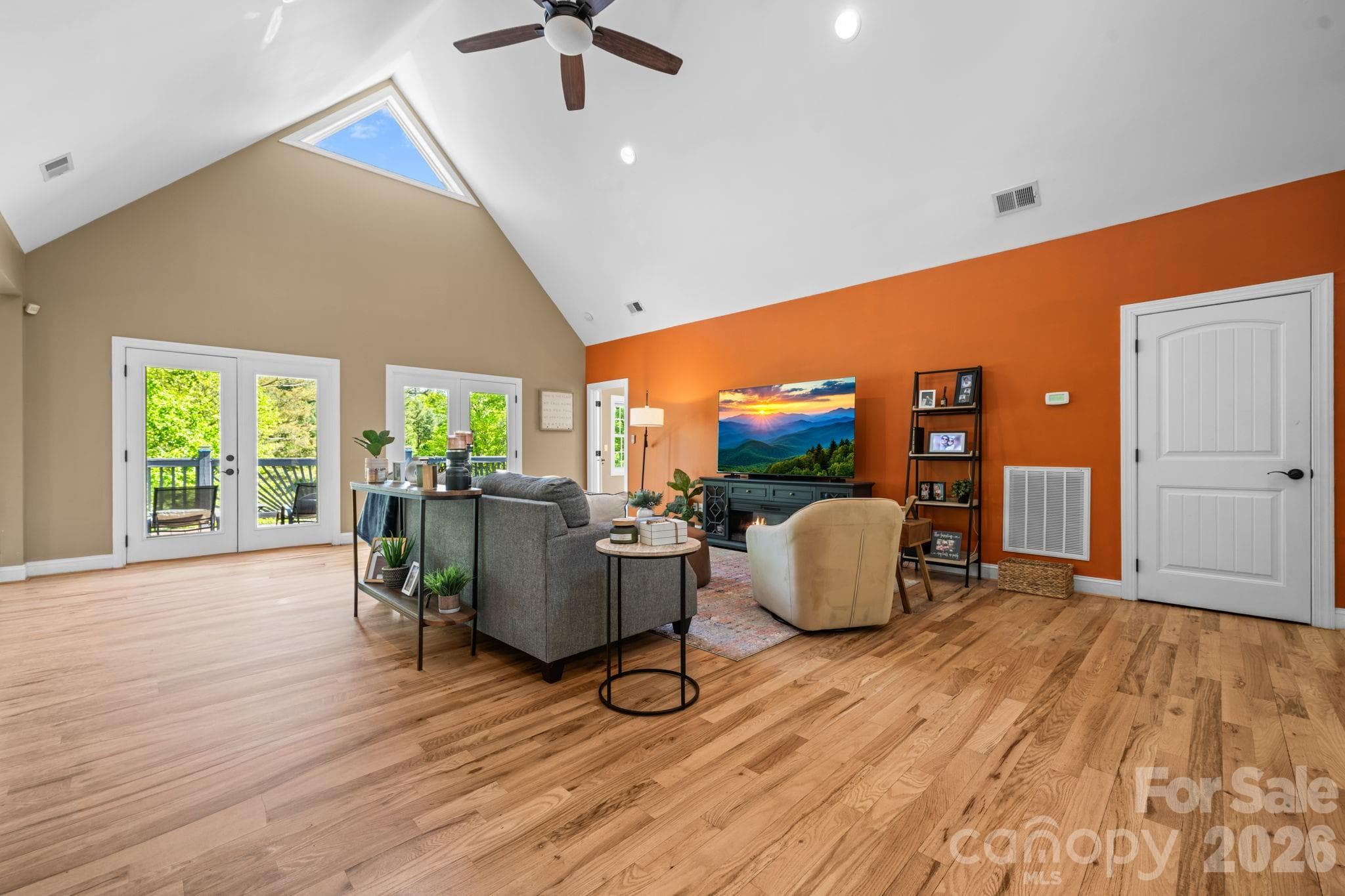 Single Family Residence at 38 Beaus Valley Drive, Roaring Gap, photo 8 of 47