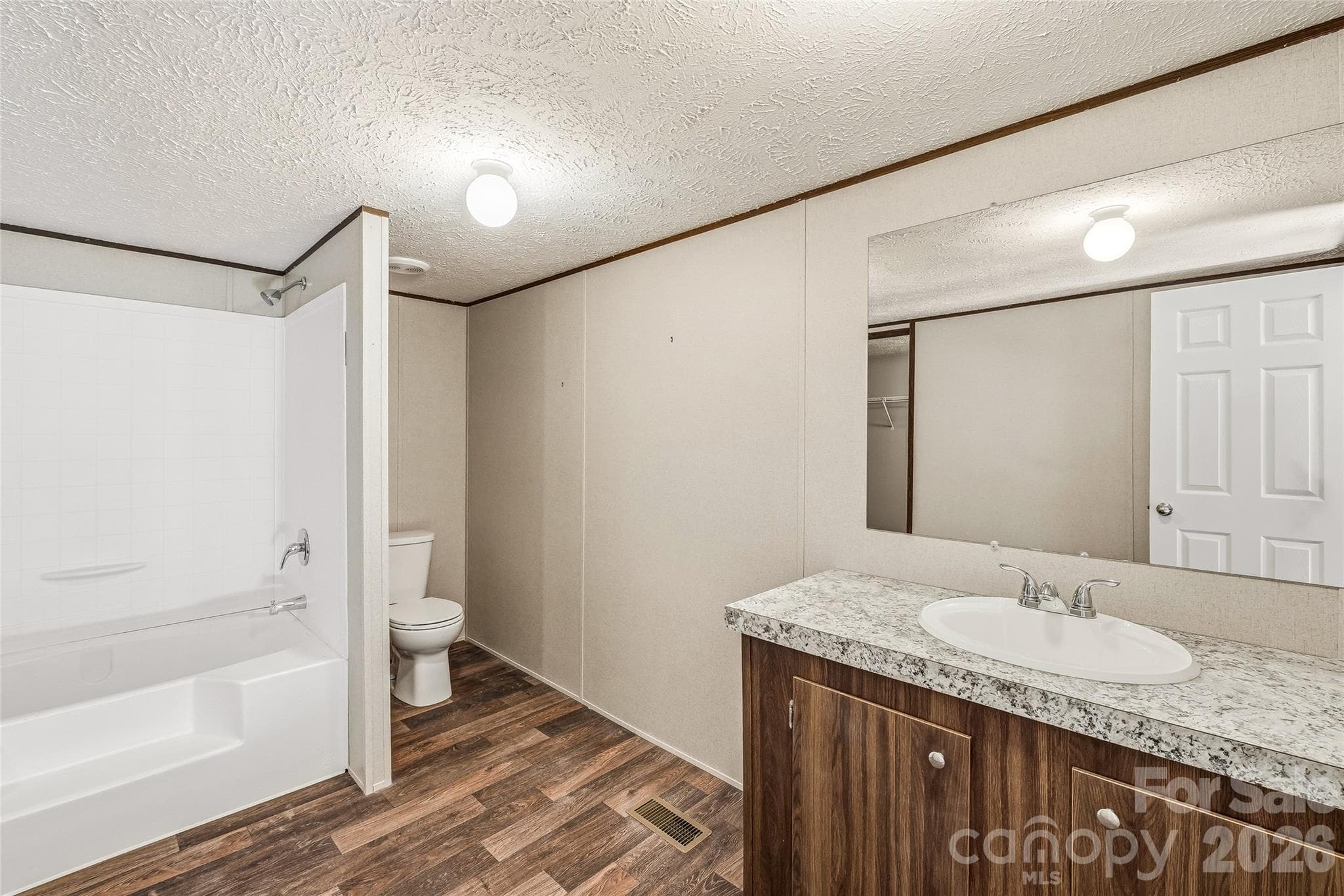 Primary ensuite - 45 Alan Retreat Road, Hendersonville