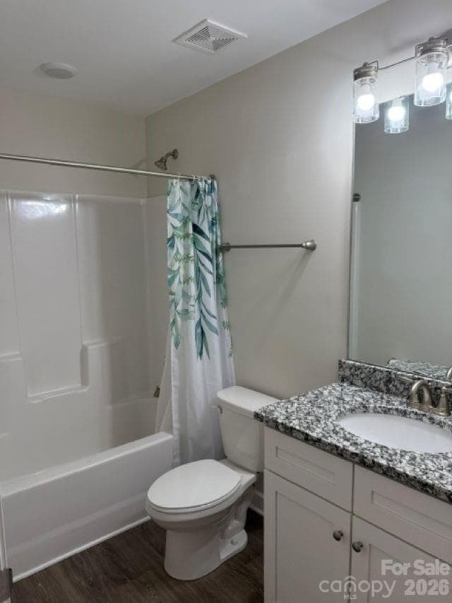 Single Family Residence at 15 Hill Street, York, photo 20 of 26