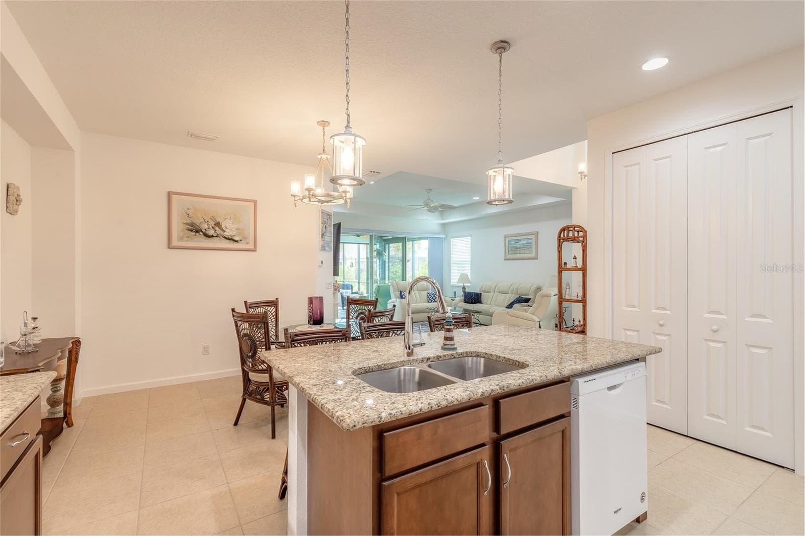 Double sink in kitchen and energy efficient dishwasher - 230 SAND BAR LN, DAYTONA BEACH