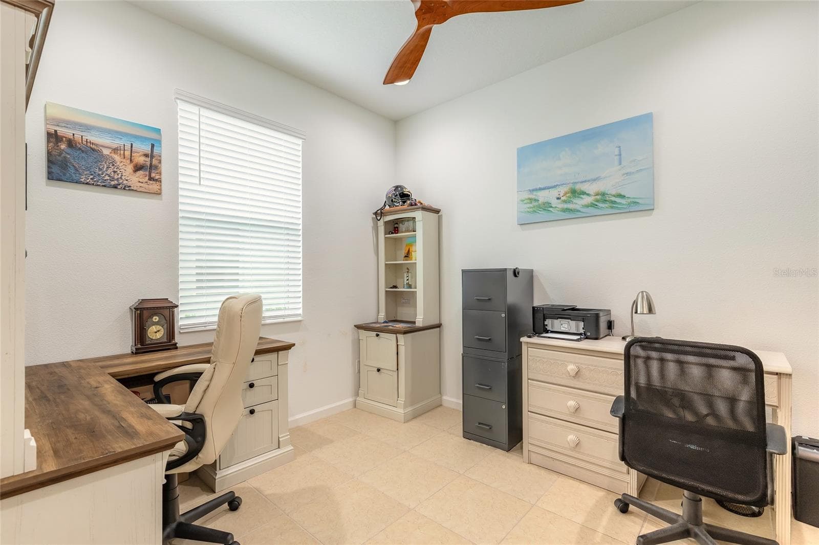 Roomy office that could be an extra bedroom - 230 SAND BAR LN, DAYTONA BEACH