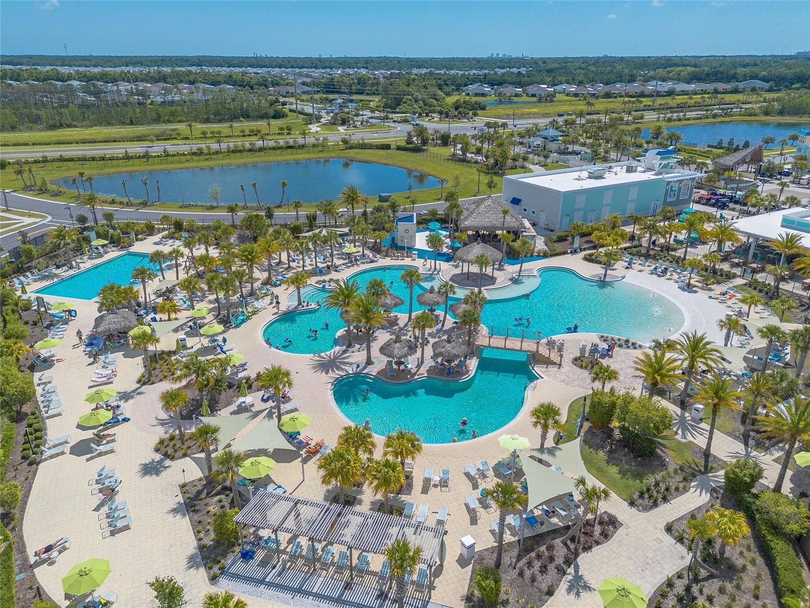 Resort style paradise pool - 230 SAND BAR LN, DAYTONA BEACH