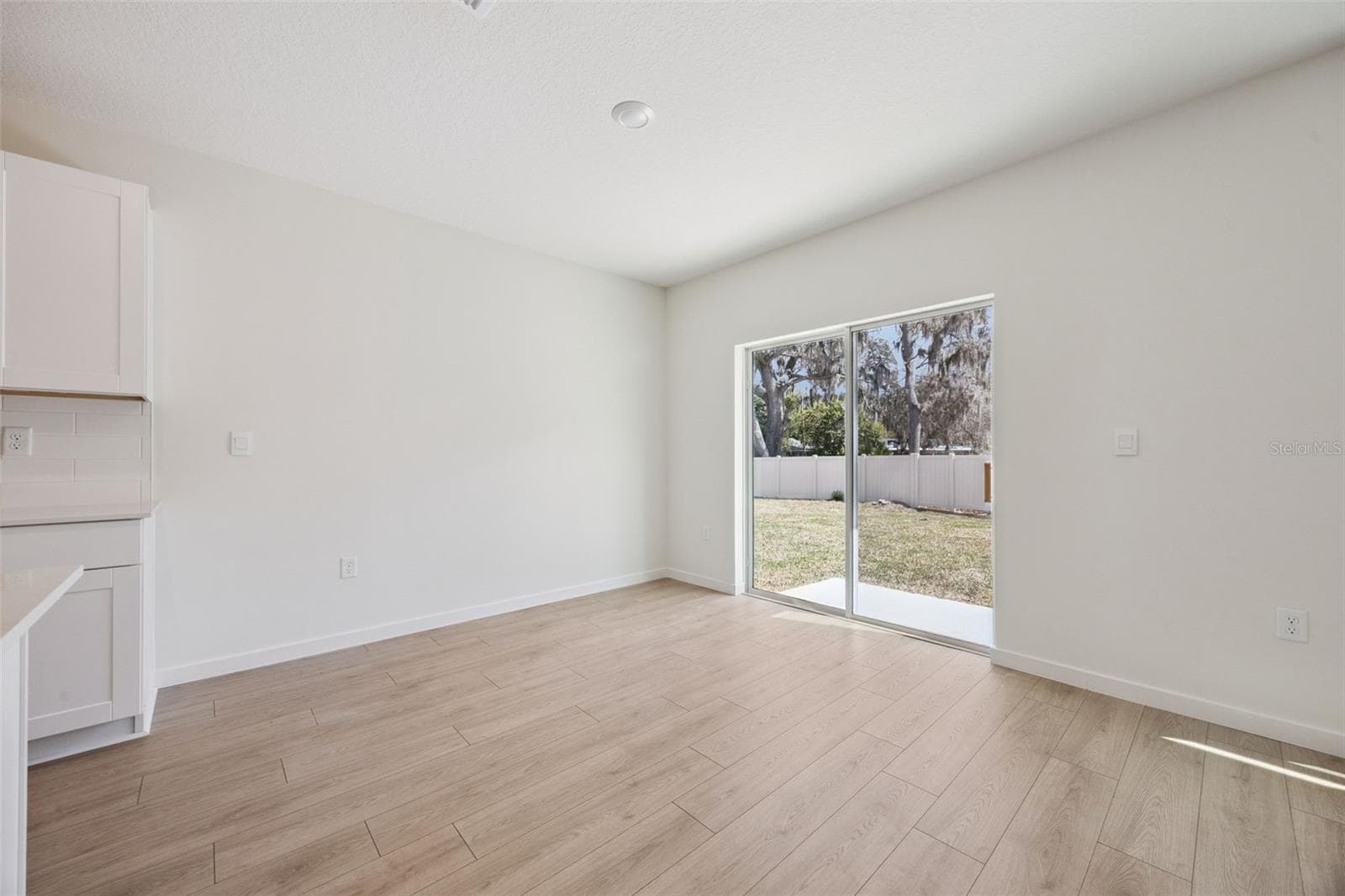 Single Family Residence at 4040 BRADBURY WAY, SANFORD, photo 7 of 37
