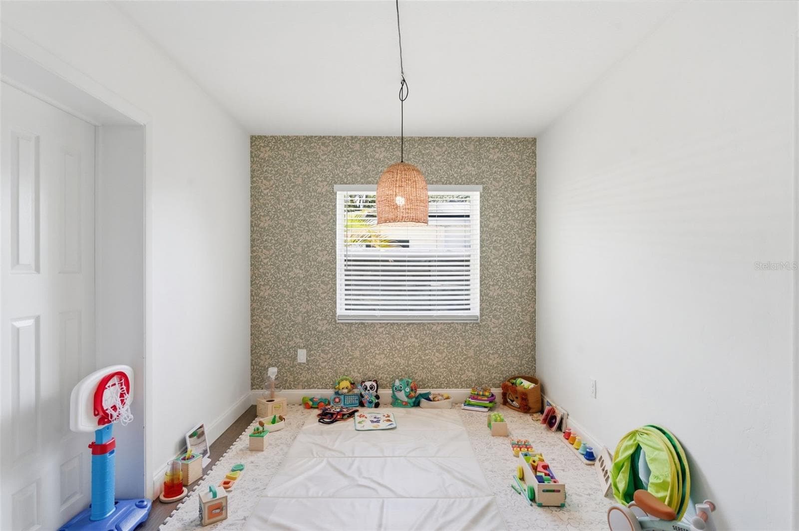 Single Family Residence at 2150 76TH ST N, ST PETERSBURG, photo 18 of 45