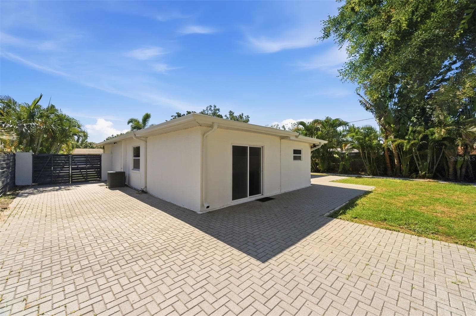 Single Family Residence at 2150 76TH ST N, ST PETERSBURG, photo 38 of 45