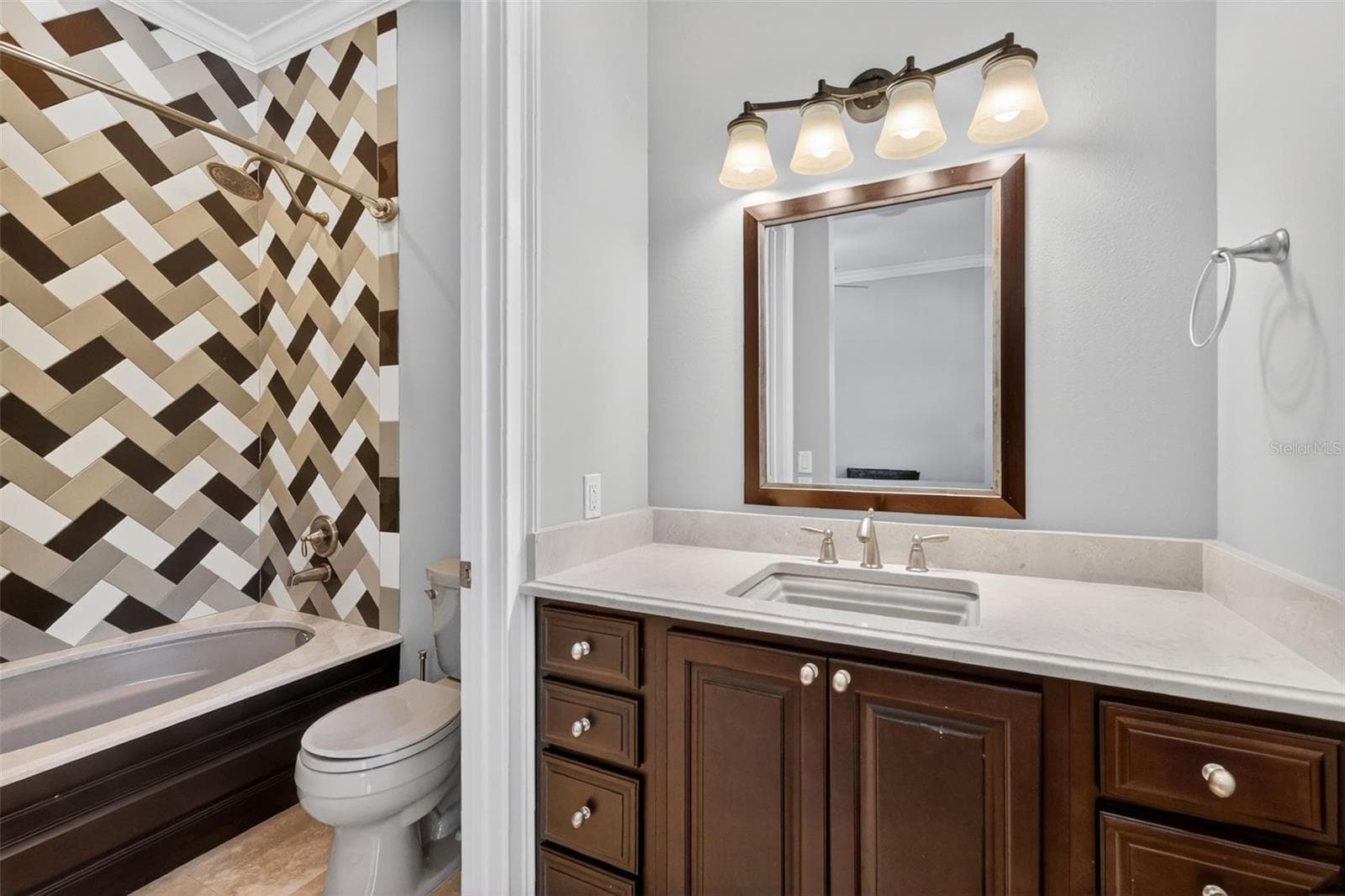 Mother in law suite bathroom - 2110 HIGHLAND PARK RD, DELAND