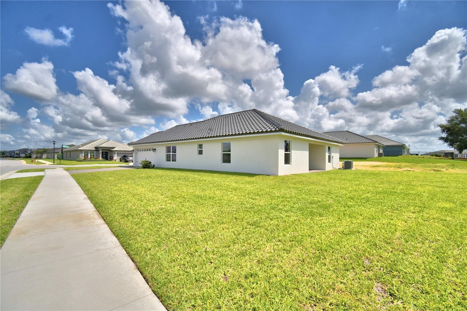 Single Family Residence at 4502 GRANDVIEW GLEN DR, AUBURNDALE, photo 6 of 59