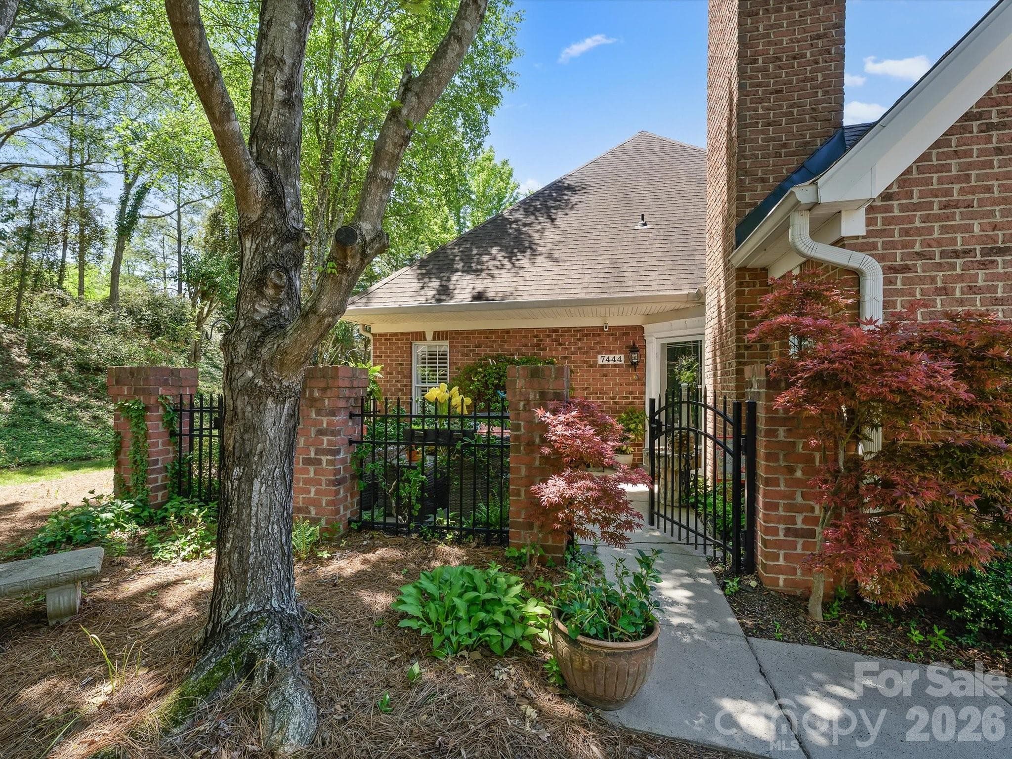 Condominium at Charlotte, photo 2 of 24
