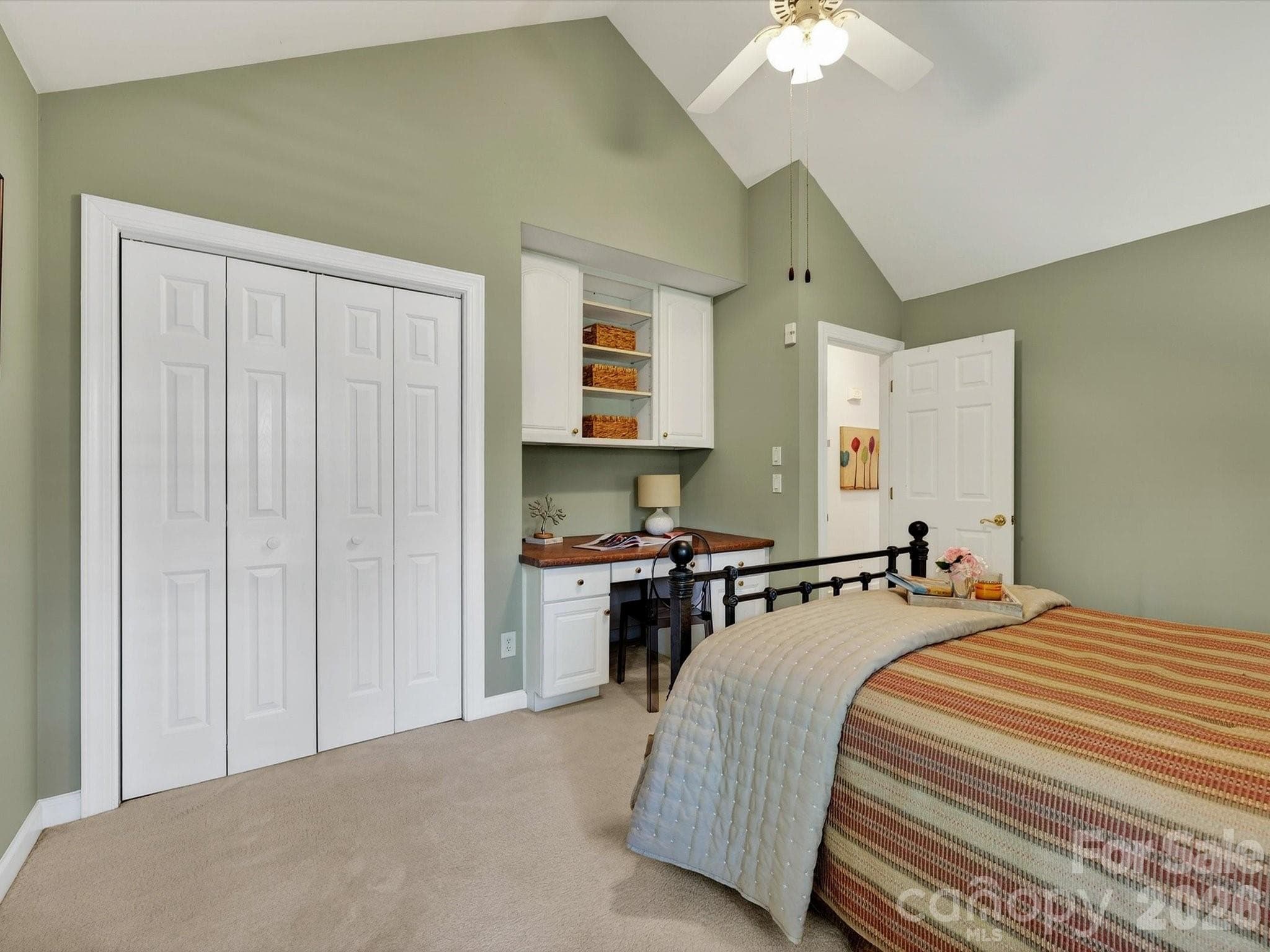 Condominium at 7444 Hurstbourne Green Drive, Charlotte, photo 22 of 24