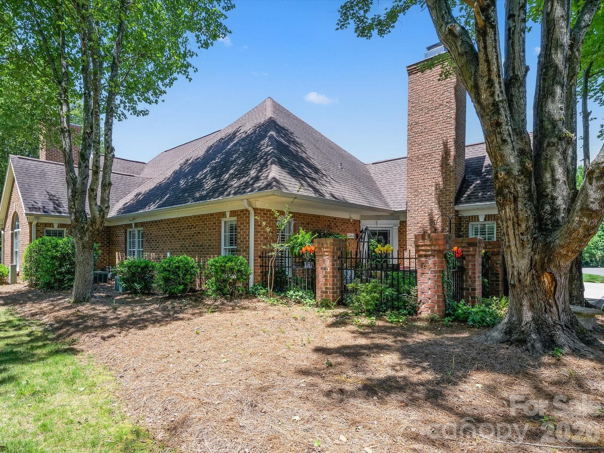 Condominium at 7444 Hurstbourne Green Drive, Charlotte, photo 24 of 24