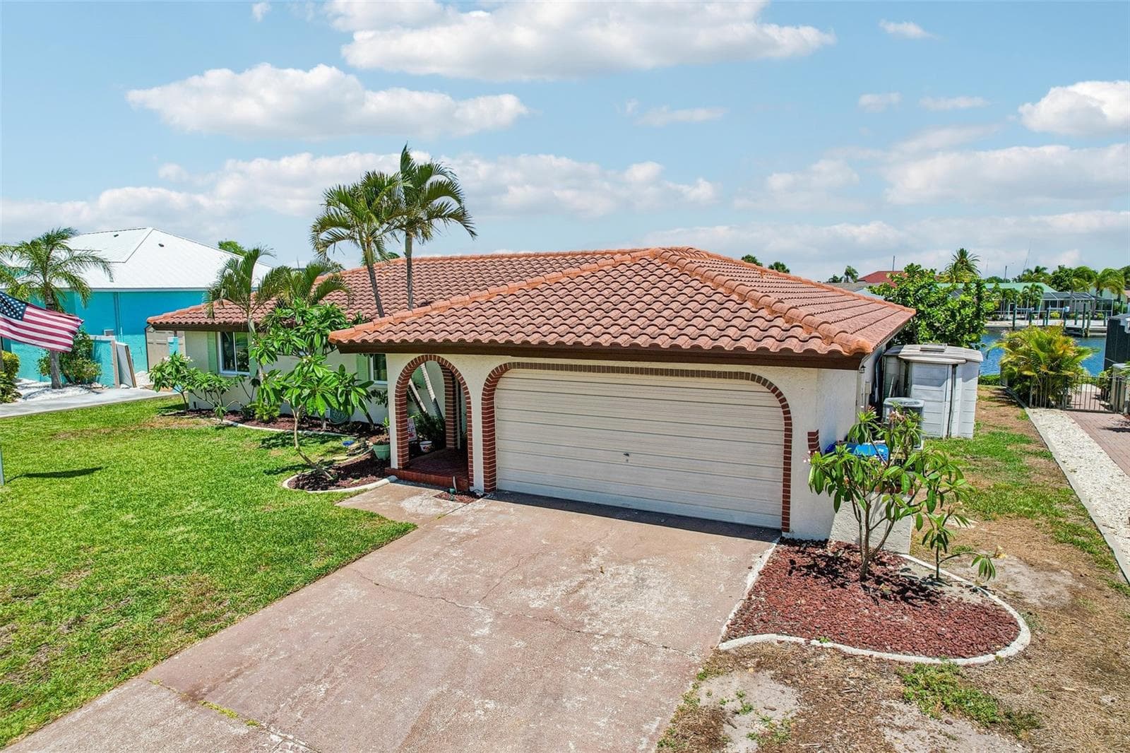 Single Family Residence at 801 FLAMINGO DR, APOLLO BEACH, photo 7 of 75