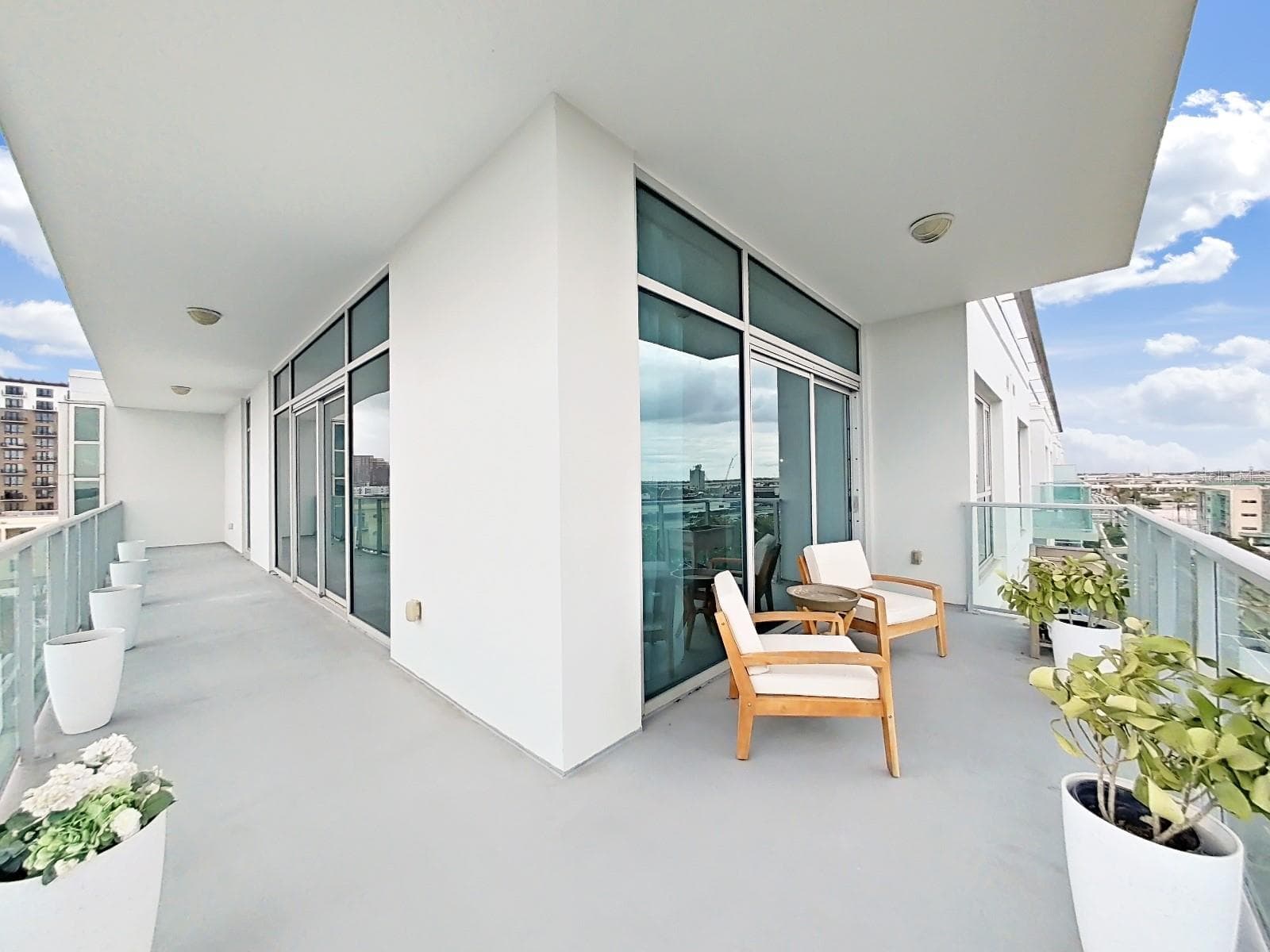 Condominium at 912 CHANNELSIDE DR #2805, TAMPA, photo 5 of 79