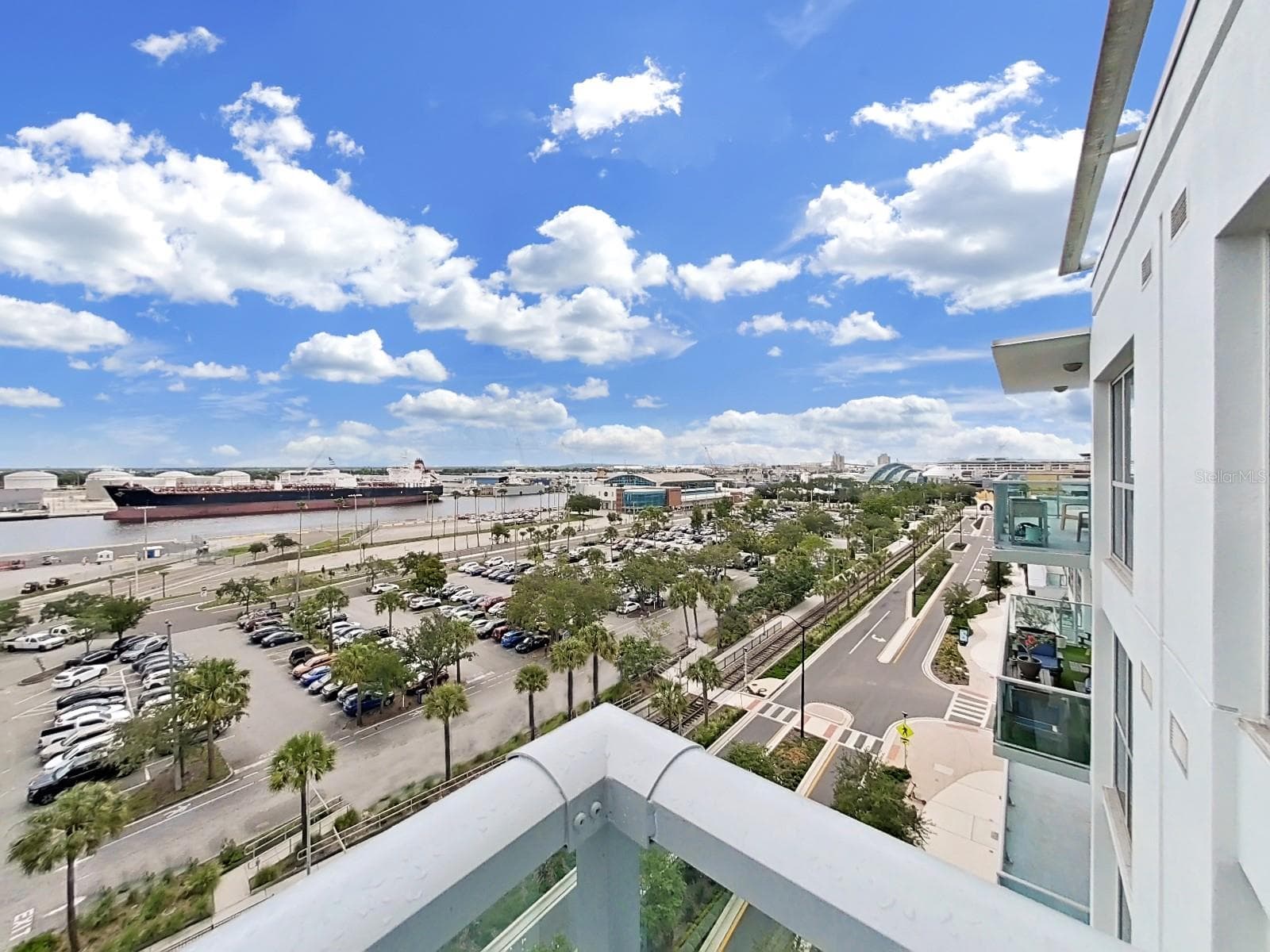 Condominium at 912 CHANNELSIDE DR #2805, TAMPA, photo 8 of 79