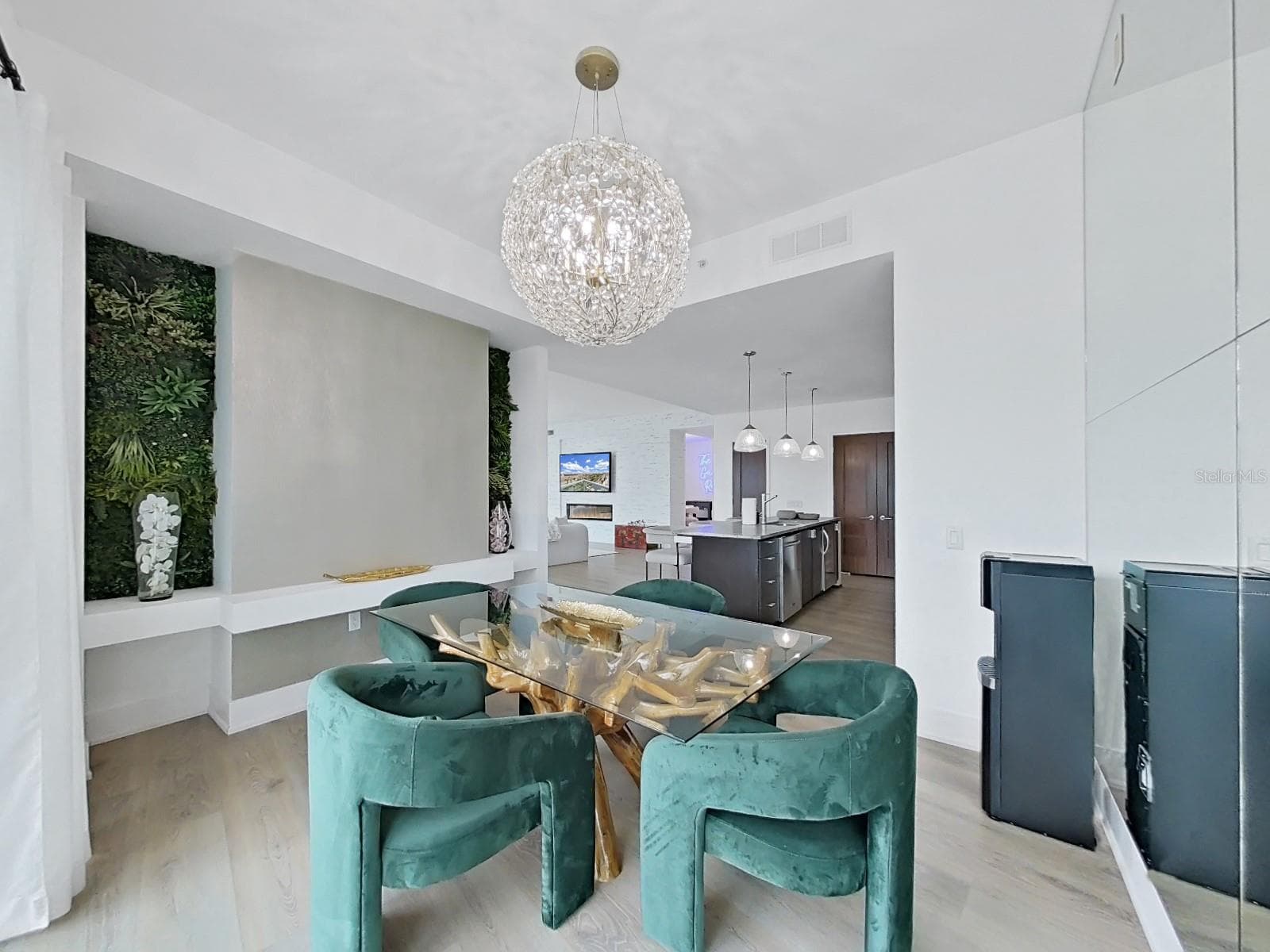 Condominium at 912 CHANNELSIDE DR #2805, TAMPA, photo 24 of 79