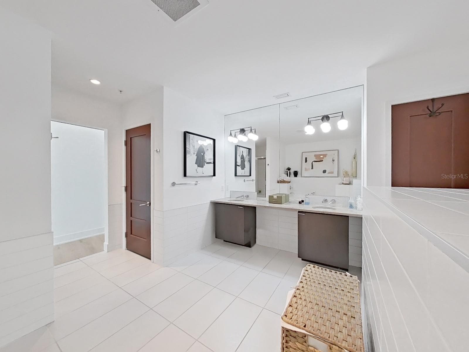 Condominium at 912 CHANNELSIDE DR #2805, TAMPA, photo 41 of 79