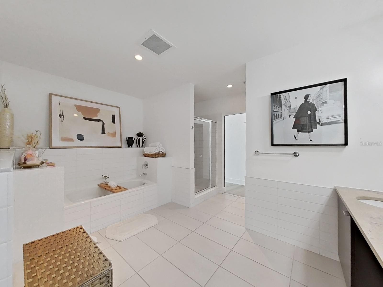 Condominium at 912 CHANNELSIDE DR #2805, TAMPA, photo 42 of 79