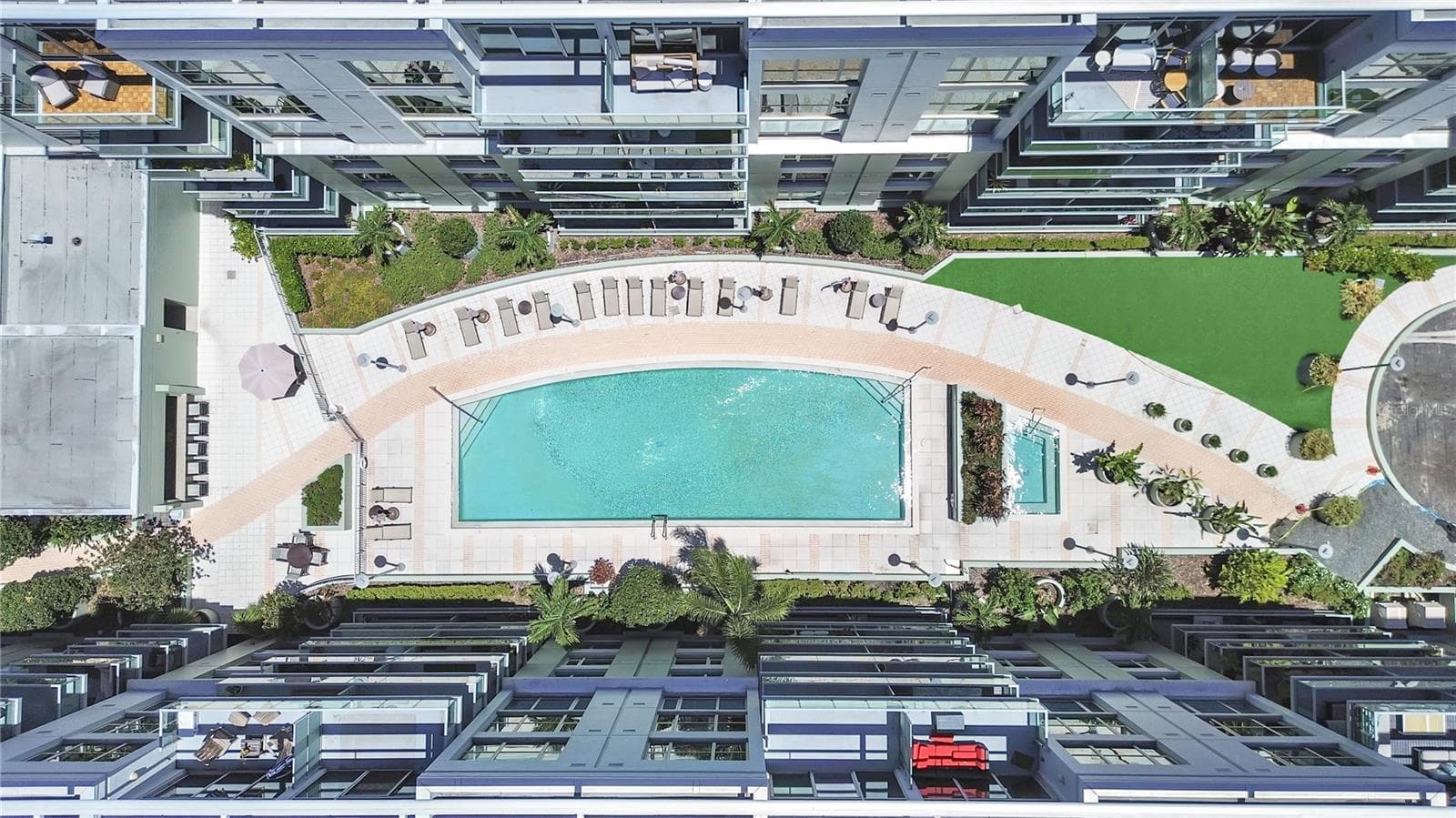 Condominium at 912 CHANNELSIDE DR #2805, TAMPA, photo 44 of 79