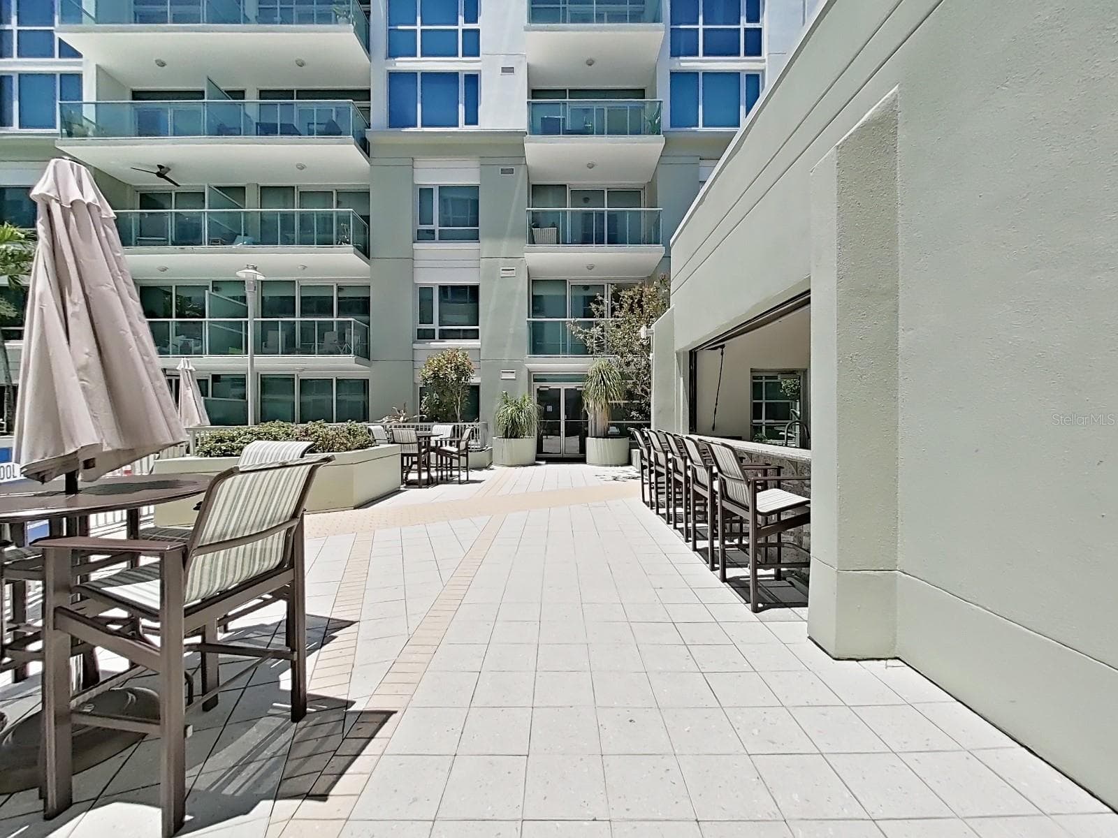 Condominium at 912 CHANNELSIDE DR #2805, TAMPA, photo 52 of 79