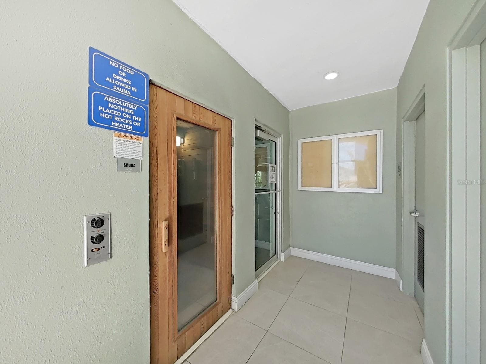 Condominium at 912 CHANNELSIDE DR #2805, TAMPA, photo 54 of 79