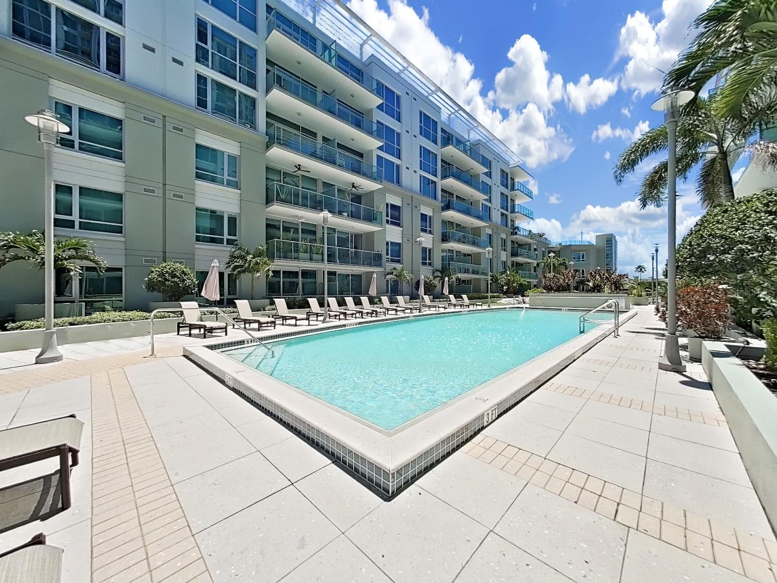 Condominium at 912 CHANNELSIDE DR #2805, TAMPA, photo 67 of 79