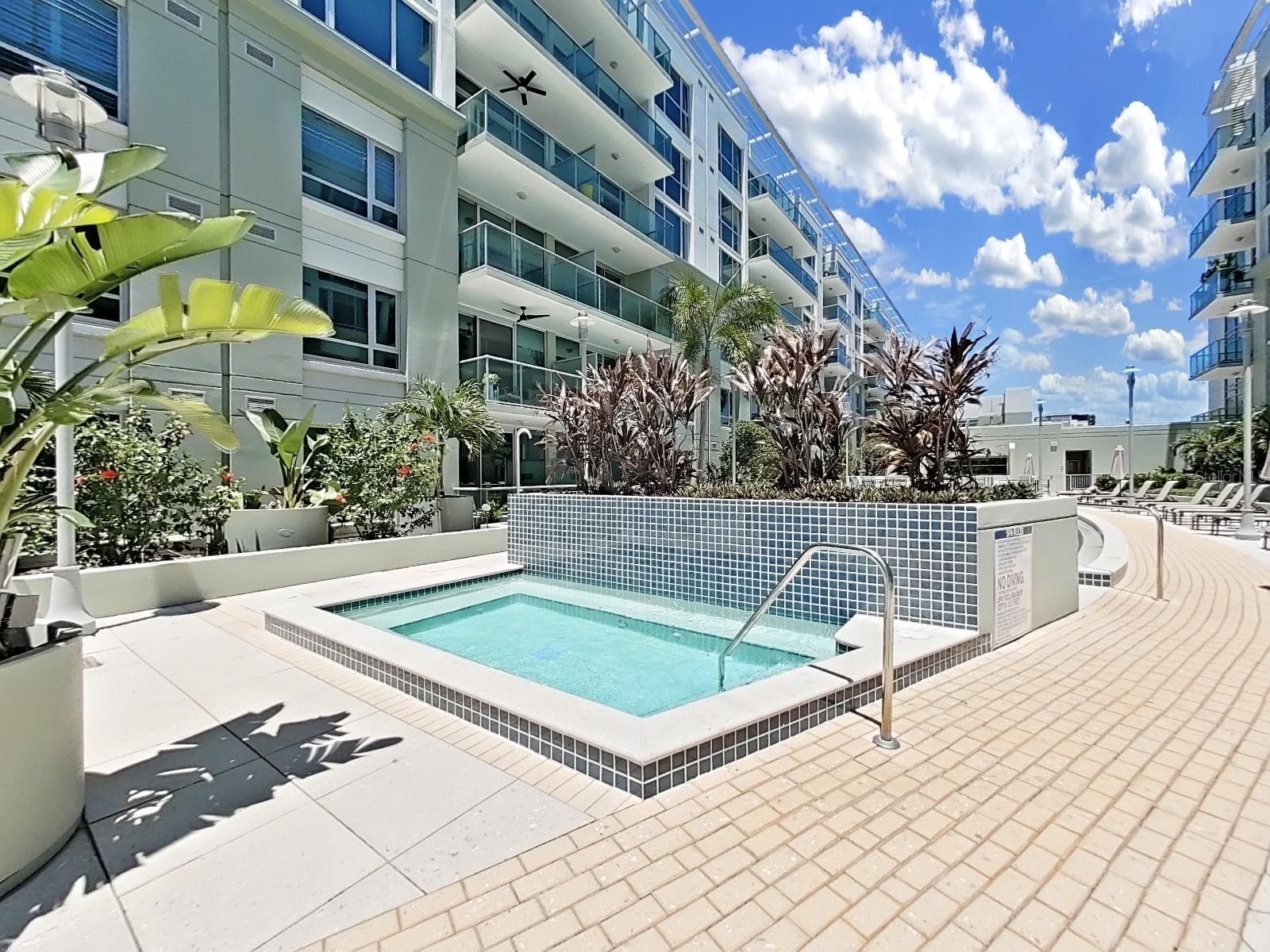Condominium at 912 CHANNELSIDE DR #2805, TAMPA, photo 71 of 79