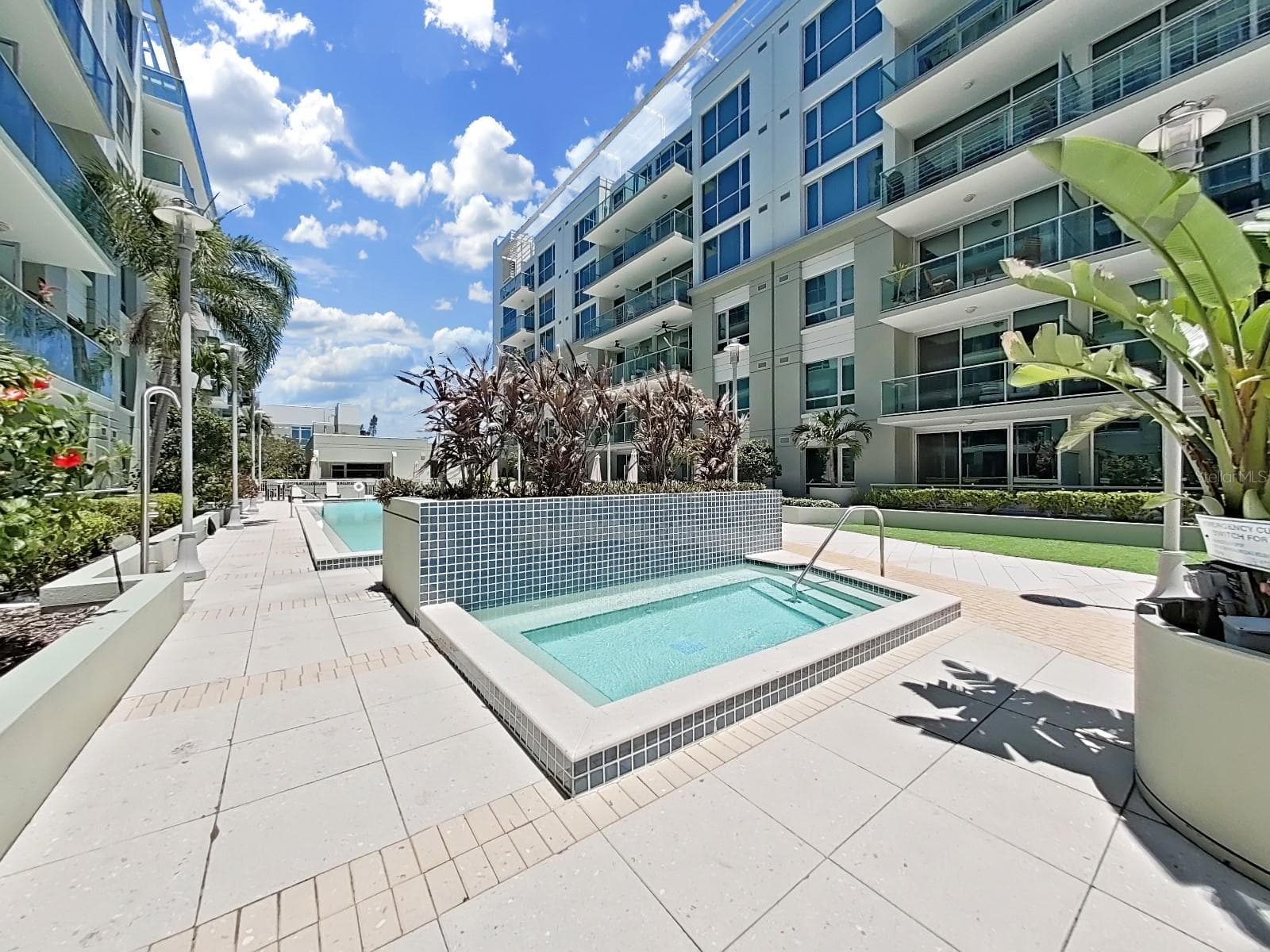 Condominium at 912 CHANNELSIDE DR #2805, TAMPA, photo 72 of 79