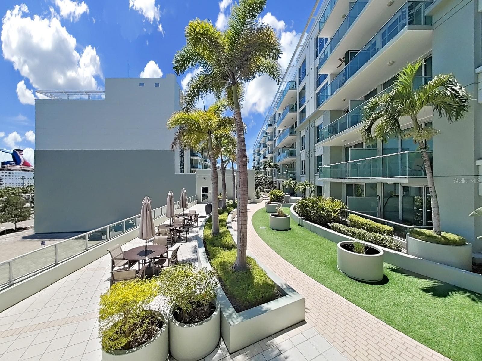 Condominium at 912 CHANNELSIDE DR #2805, TAMPA, photo 79 of 79