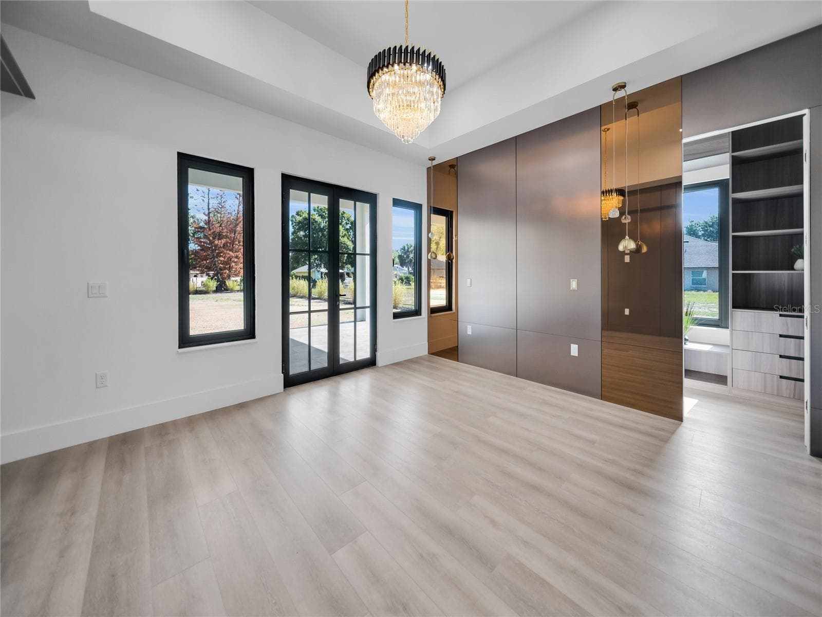 Primary suite with abundant natural light - 11241 OSWALT RD, CLERMONT