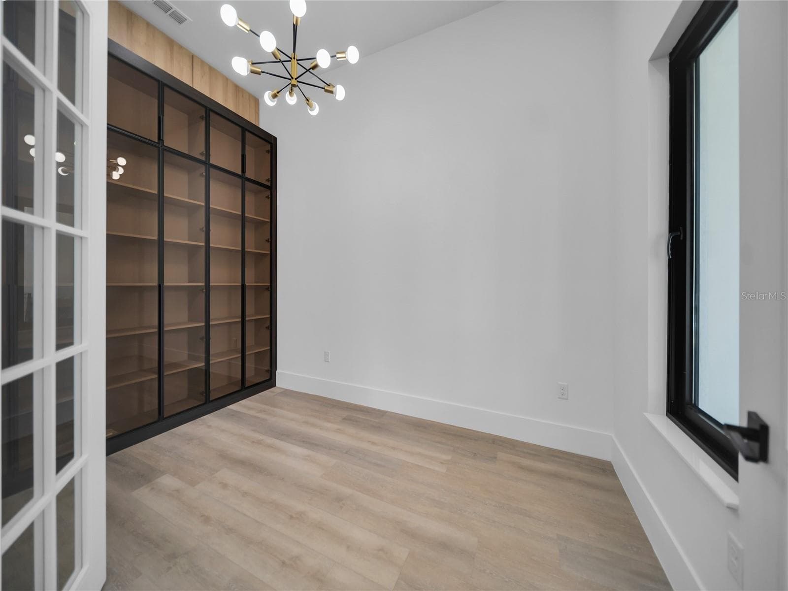 Office, study, or flex room - 11241 OSWALT RD, CLERMONT