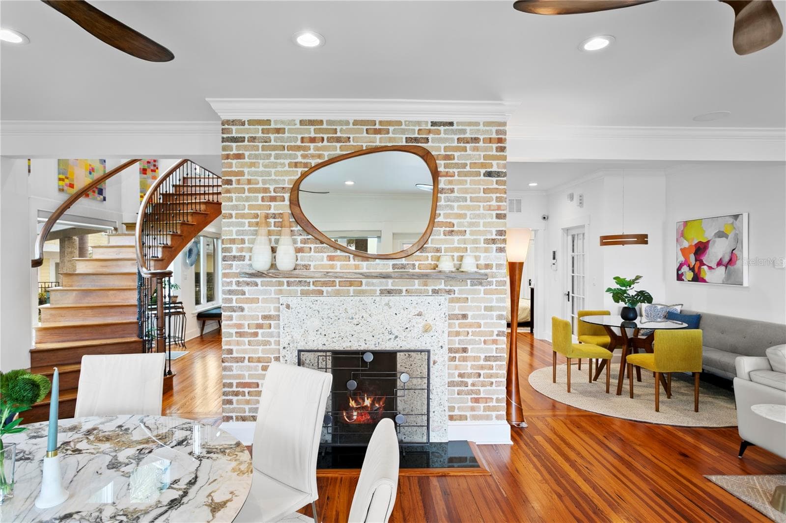 Single Family Residence at 1803 BEACH DR SE, ST PETERSBURG, photo 6 of 100