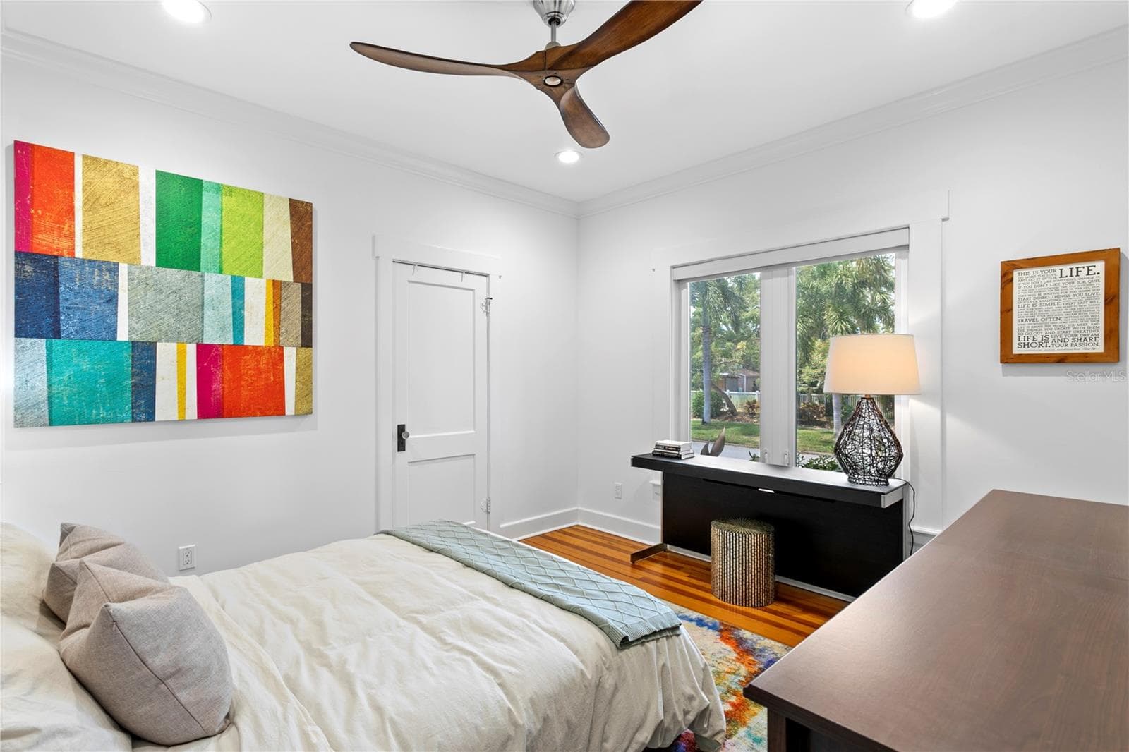 First floor guest suite. - 1803 BEACH DR SE, ST PETERSBURG