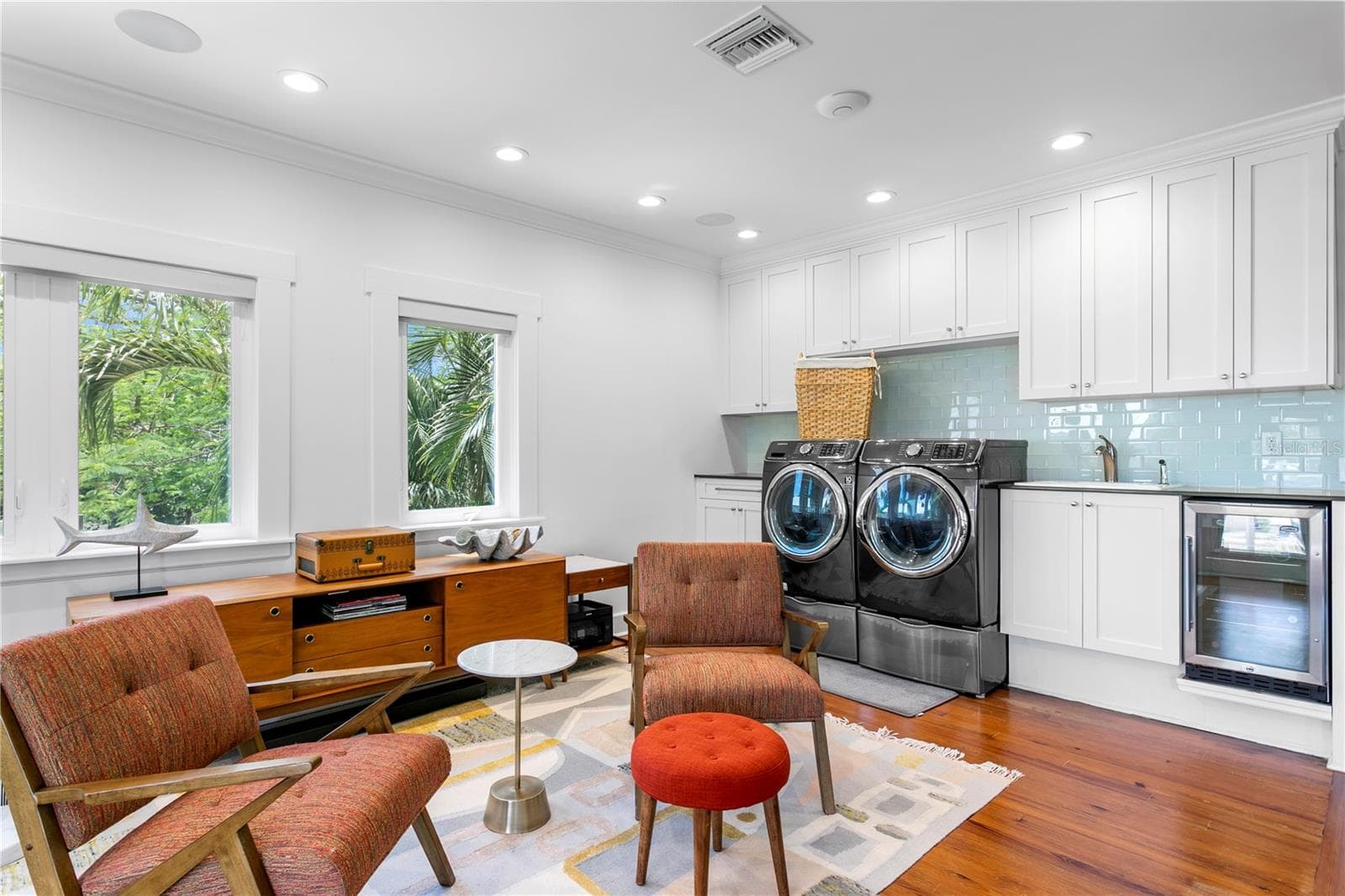 Single Family Residence at 1803 BEACH DR SE, ST PETERSBURG, photo 33 of 100