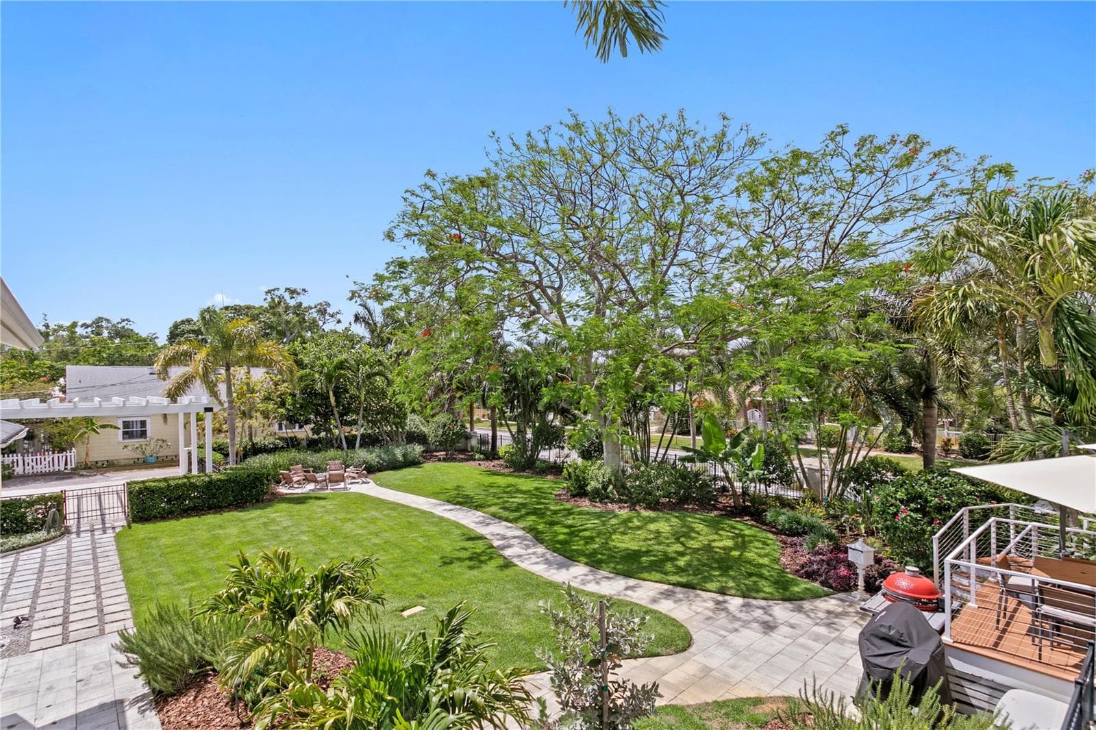 Single Family Residence at 1803 BEACH DR SE, ST PETERSBURG, photo 57 of 100