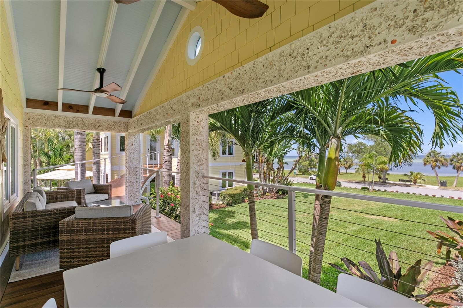Single Family Residence at 1803 BEACH DR SE, ST PETERSBURG, photo 58 of 100