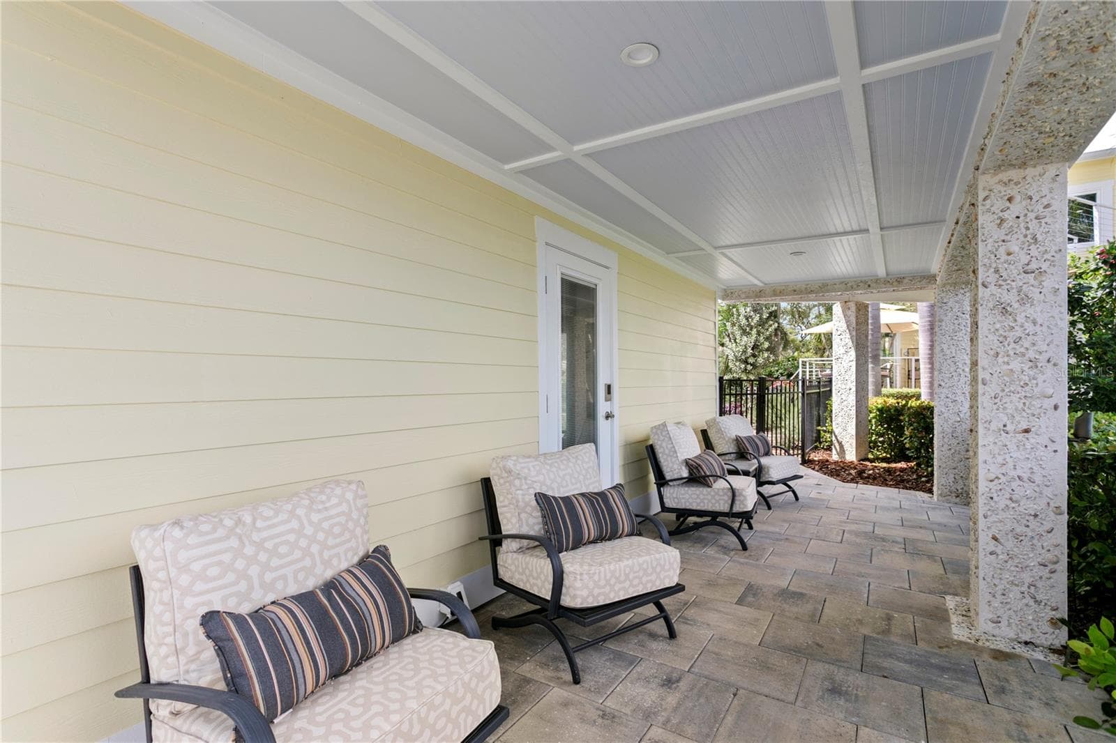 Single Family Residence at 1803 BEACH DR SE, ST PETERSBURG, photo 73 of 100