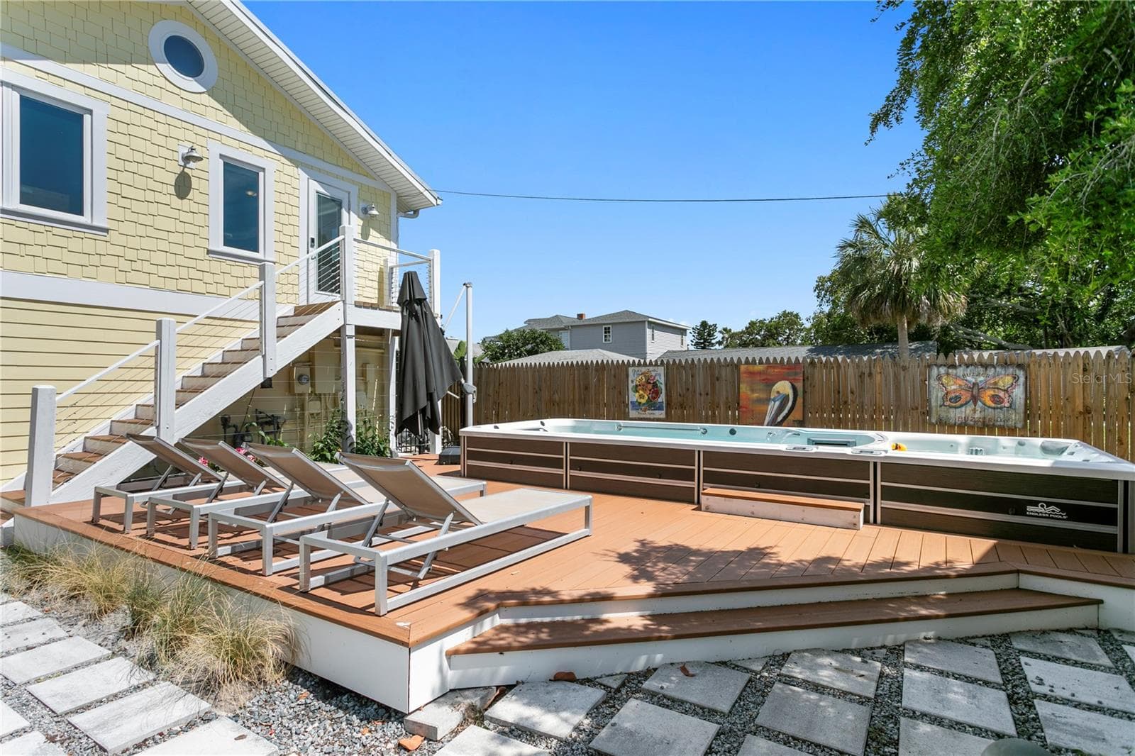 Single Family Residence at 1803 BEACH DR SE, ST PETERSBURG, photo 87 of 100