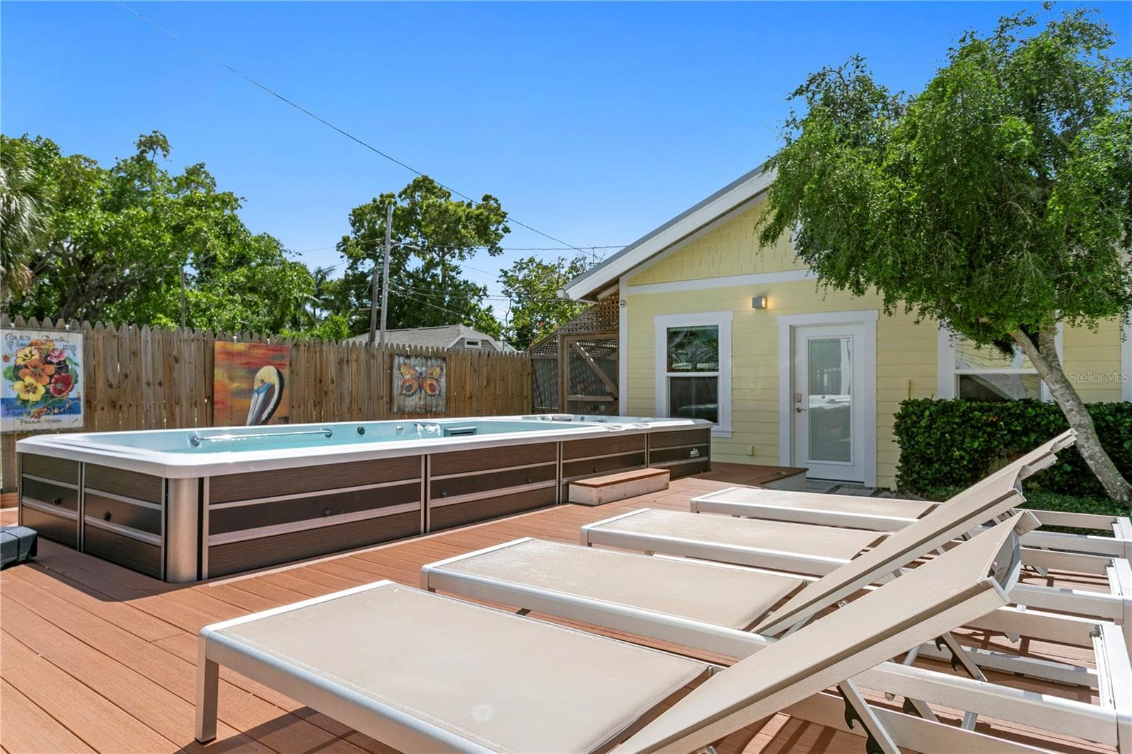 Single Family Residence at 1803 BEACH DR SE, ST PETERSBURG, photo 88 of 100
