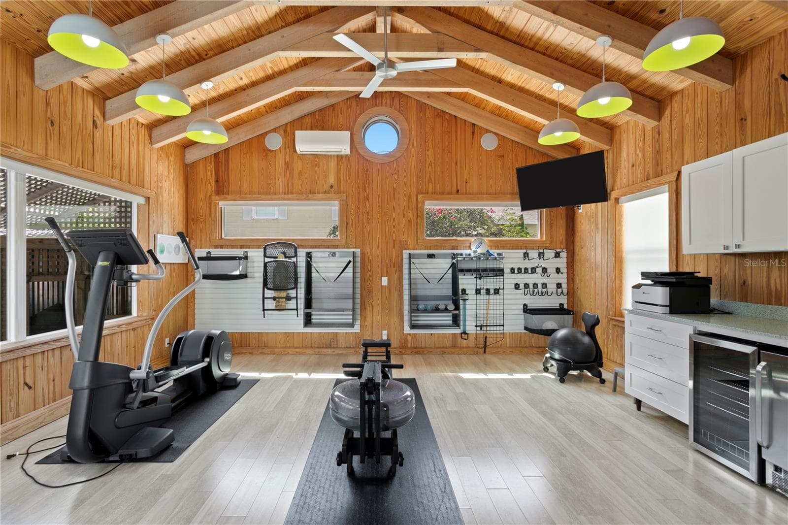 Garage converted to gym. - 1803 BEACH DR SE, ST PETERSBURG