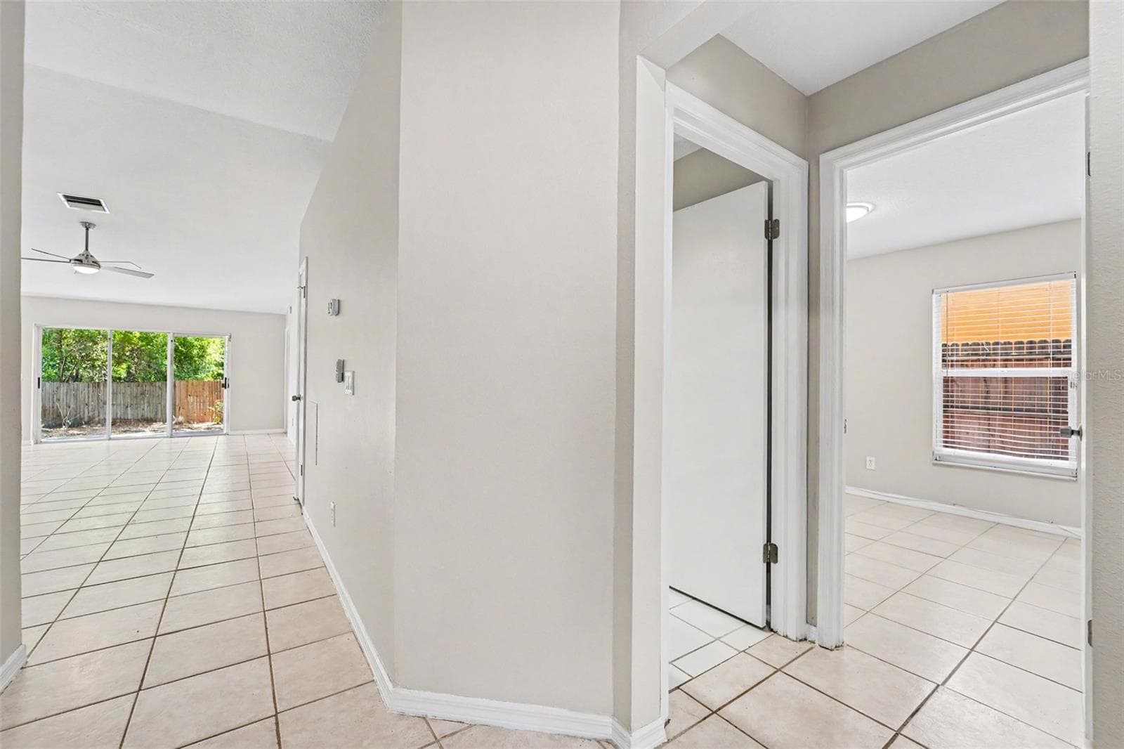 Single Family Residence at 7603 SAVANNAH LN, TAMPA, photo 11 of 20