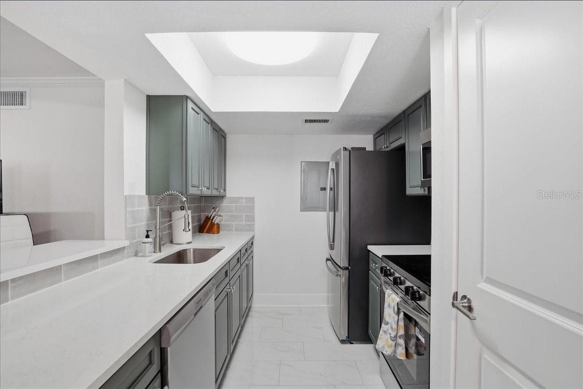 Condominium at 8911 BLIND PASS RD #118, ST PETE BEACH, photo 16 of 34