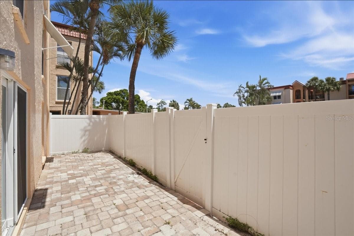 Private patio - 8911 BLIND PASS RD #118, ST PETE BEACH