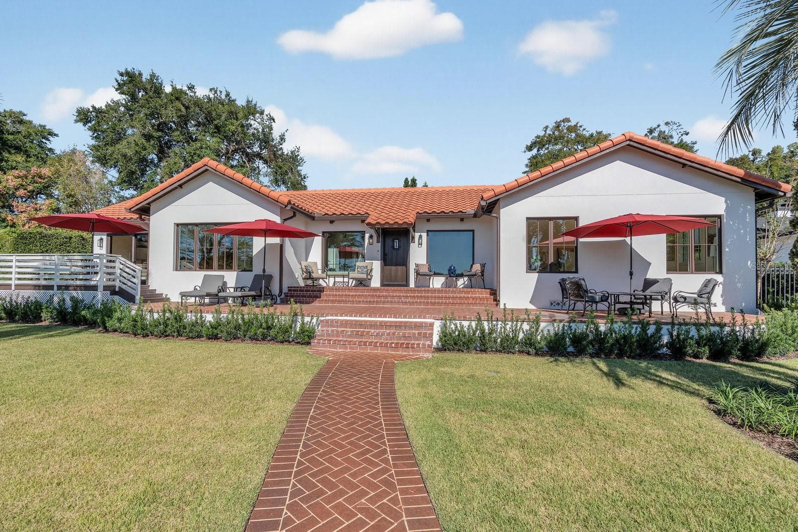 Single Family Residence at 631 LAKE CATHERINE DR, MAITLAND, photo 2 of 80