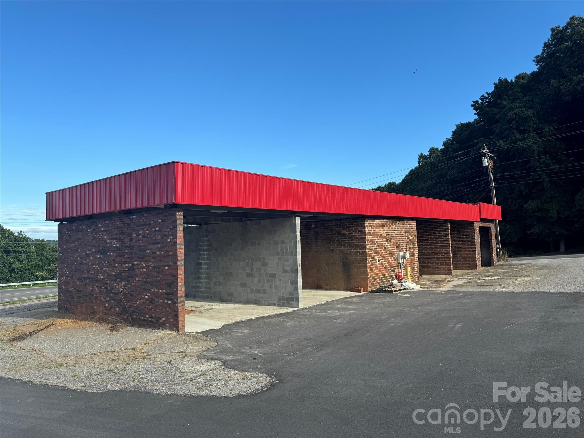Retail at 324 Sanford Drive, Morganton, photo 6 of 7